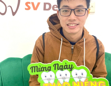 Tổng hợp 15 câu hỏi – giải đáp chi tiết về niềng răng mắc cài: đau không, thời gian, chi phí, nhổ răng, ăn uống, chăm sóc..TẠI NHA KHOA SV 