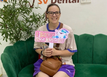 CHỊ Kerin về việt nam chọn NHA KHOA SV dán sứ lại răng của mình 