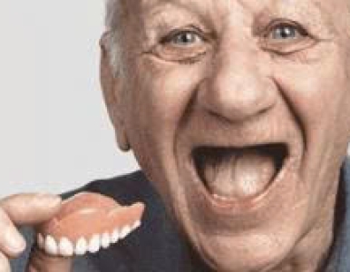 Hàm giả tháo lắp là gì? Giá, ưu nhược điểm và khi nào nên sử dụng hiệu quả