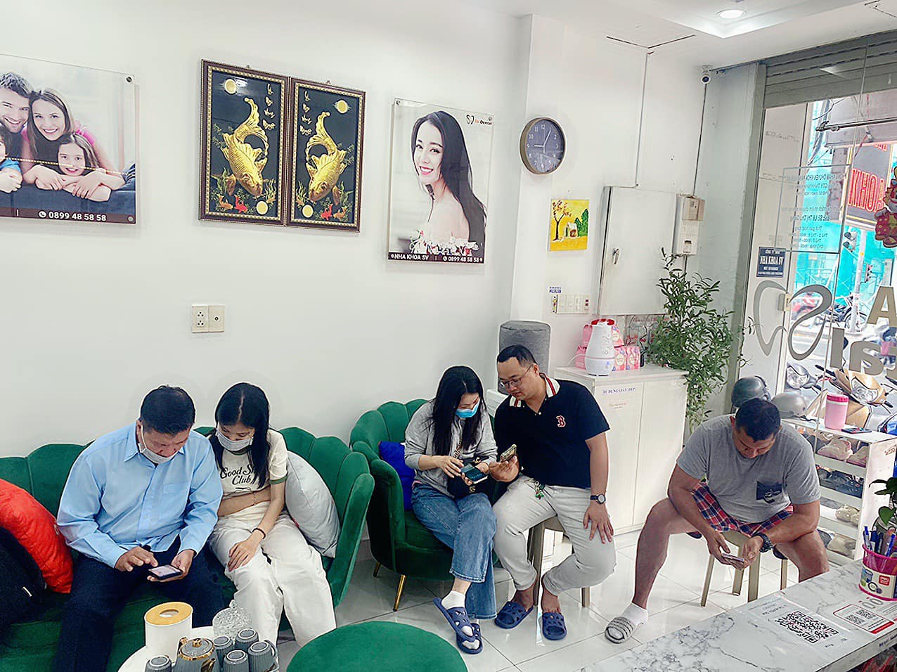 Dịch vụ chăm sóc khách hàng nhiệt tình, không gian thoải mái tại Nha khoa SV quận 3