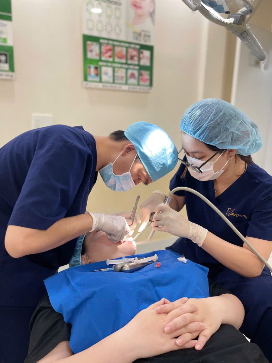 Nha khoa SV quận 3 điều trị viêm nha chu uy tín tại quận 3